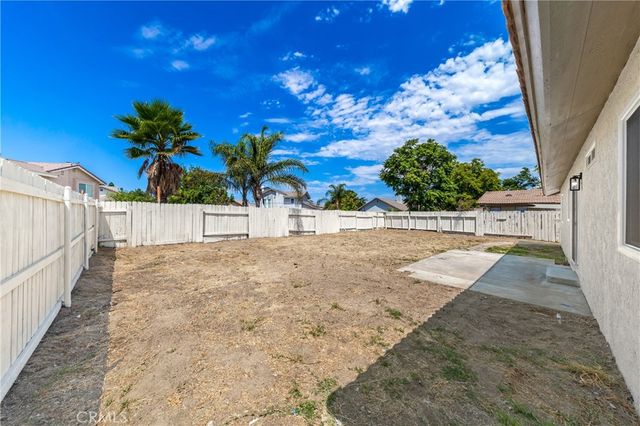 152 E Sage Avenue, San Jacinto, CA 92582