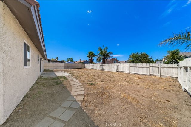 152 E Sage Avenue, San Jacinto, CA 92582