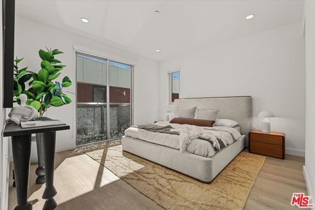 1257 N Sweetzer Avenue 404, West Hollywood, CA 90069