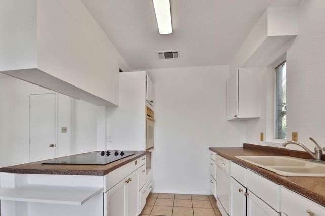 4913 56th Street, Lubbock, TX 79414