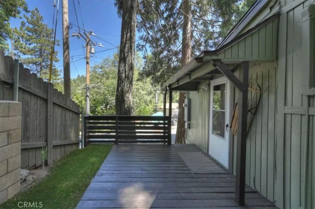 856 Virginia Court, Lake Arrowhead, CA 92352