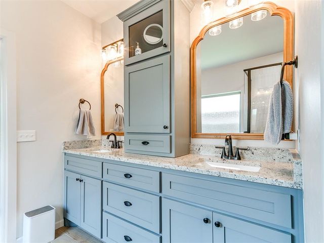 4721 Mustang Park Boulevard, Mustang, OK 73064