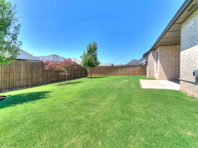 4721 Mustang Park Boulevard, Mustang, OK 73064