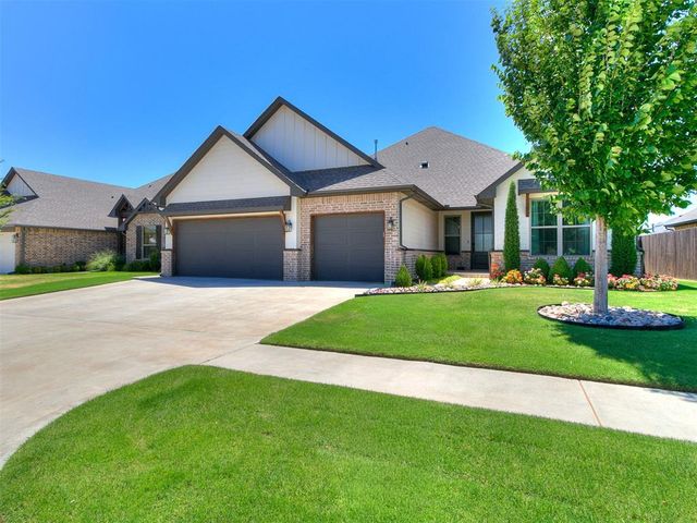 4721 Mustang Park Boulevard, Mustang, OK 73064