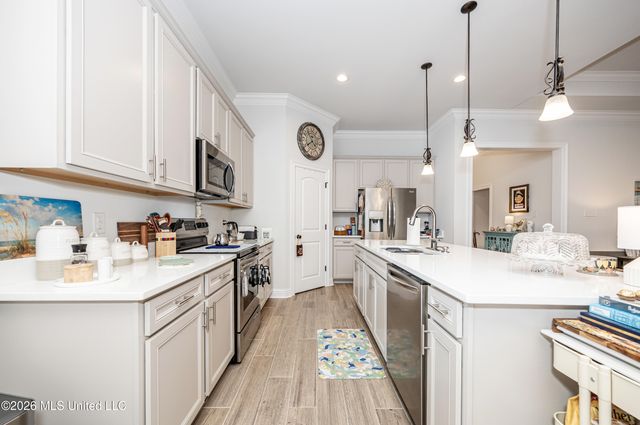 11633 Brookstone Drive, Ocean Springs, MS 39564