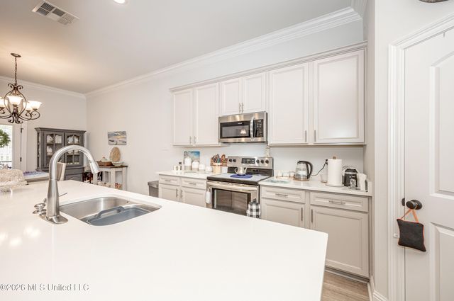 11633 Brookstone Drive, Ocean Springs, MS 39564