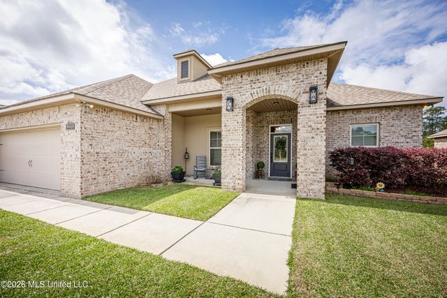 11633 Brookstone Drive, Ocean Springs, MS 39564