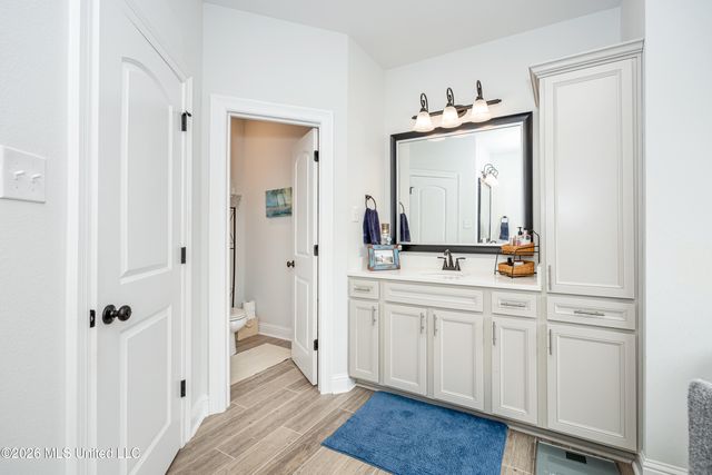 11633 Brookstone Drive, Ocean Springs, MS 39564