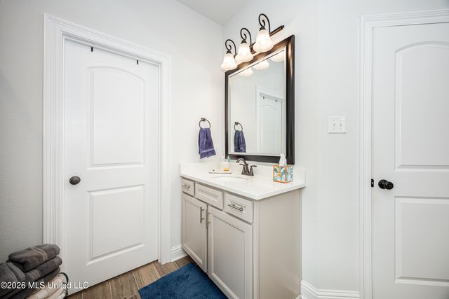 11633 Brookstone Drive, Ocean Springs, MS 39564