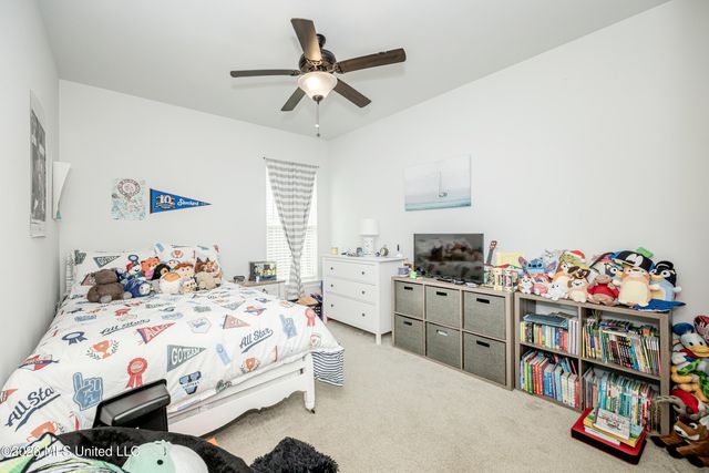 11633 Brookstone Drive, Ocean Springs, MS 39564