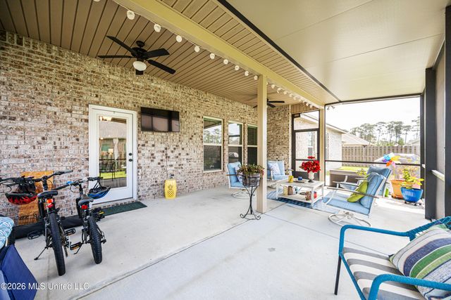 11633 Brookstone Drive, Ocean Springs, MS 39564