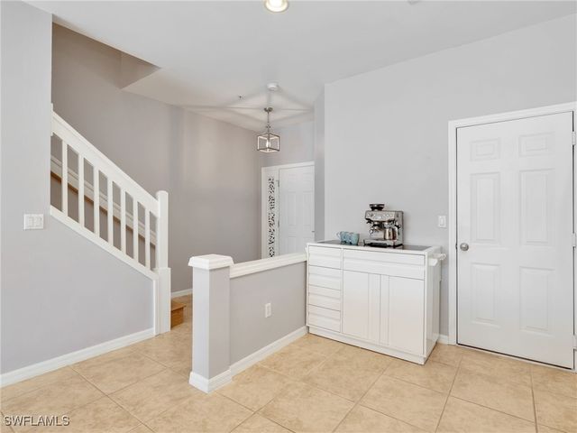 15918 Marcello CIR 239, Naples, FL 34110