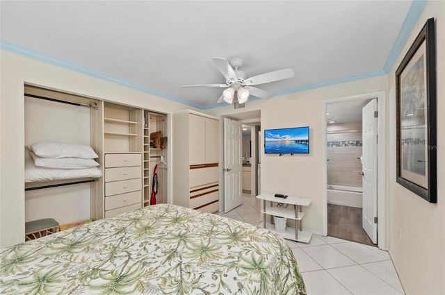 6342 MIDNIGHT PASS ROAD 212, Sarasota, FL 34242