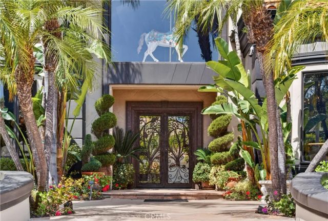 5481 Collingwood, Calabasas, CA 91302