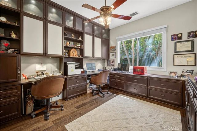 5481 Collingwood, Calabasas, CA 91302