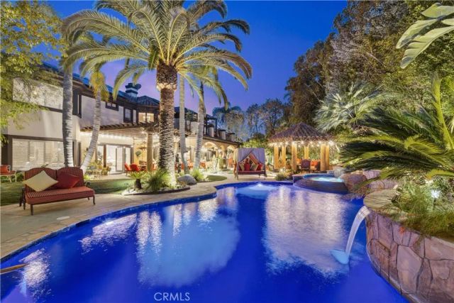 5481 Collingwood, Calabasas, CA 91302