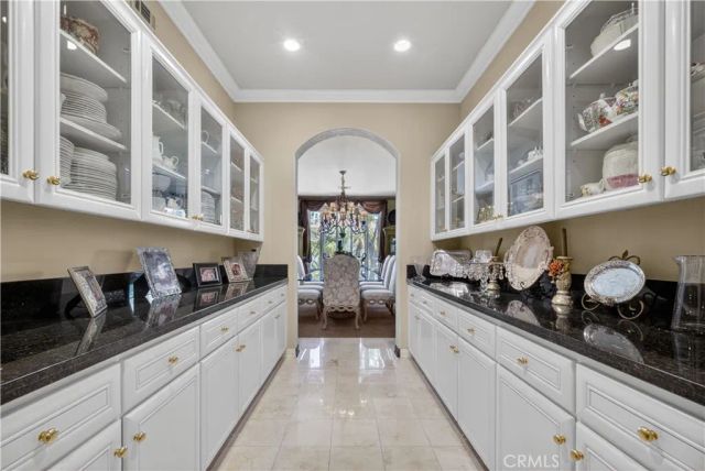 5481 Collingwood, Calabasas, CA 91302