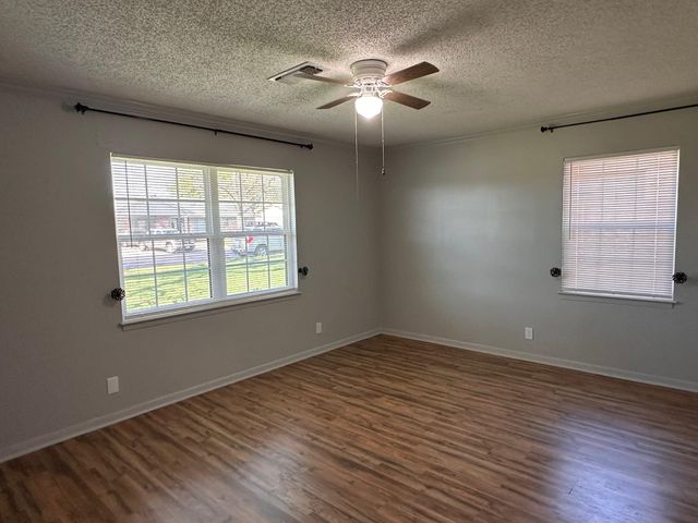110 Jones ST, Bastrop, TX 78602
