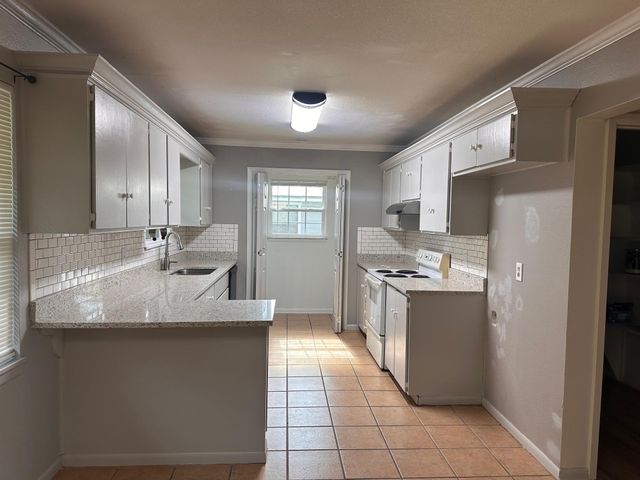 110 Jones ST, Bastrop, TX 78602