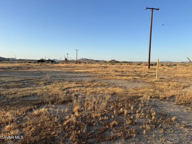 Cor Avenue Q12 171 Ste, Palmdale, CA 93591