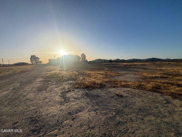 Cor Avenue Q12 171 Ste, Palmdale, CA 93591
