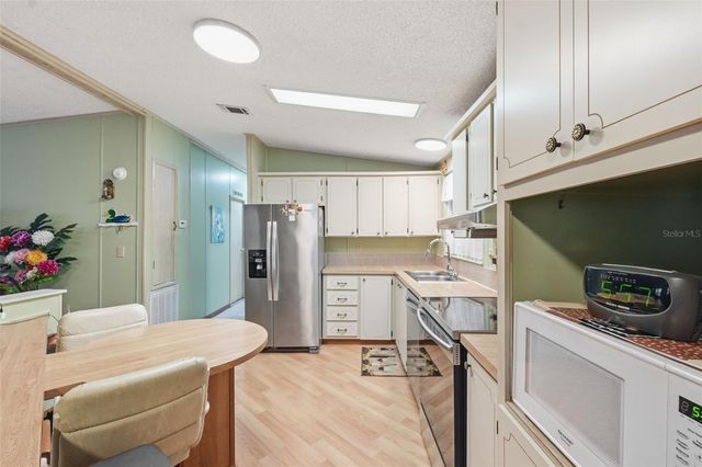 5027 FOREST CREST DRIVE, Lakeland, FL 33810