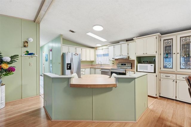 5027 FOREST CREST DRIVE, Lakeland, FL 33810