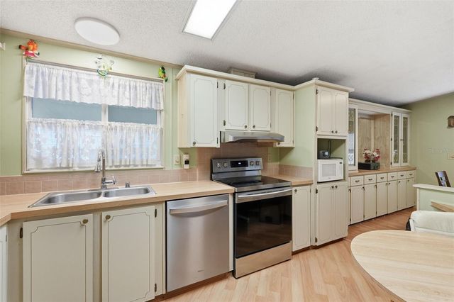 5027 FOREST CREST DRIVE, Lakeland, FL 33810