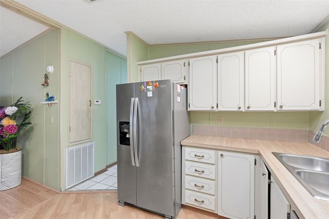 5027 FOREST CREST DRIVE, Lakeland, FL 33810