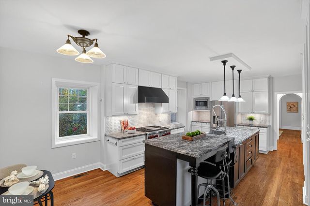 100 W PHIL ELLENA ST, Philadelphia, PA 19119