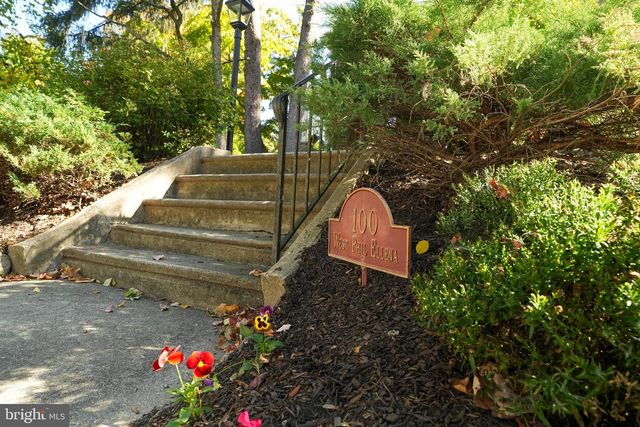 100 W PHIL ELLENA ST, Philadelphia, PA 19119