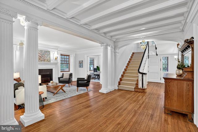 100 W PHIL ELLENA ST, Philadelphia, PA 19119