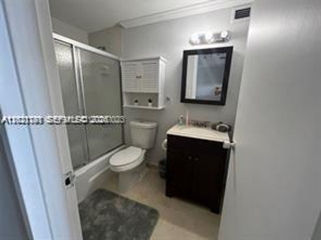 825 BRICKELL BAY DR 1243, Unincorporated Dade County, FL 33131