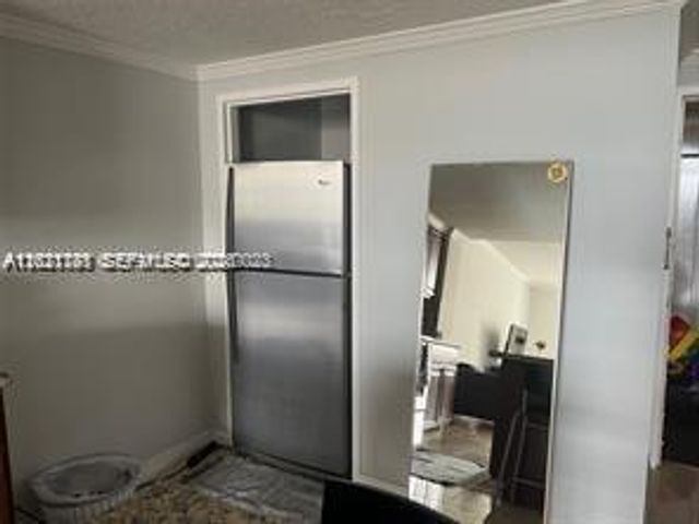 825 BRICKELL BAY DR 1243, Unincorporated Dade County, FL 33131