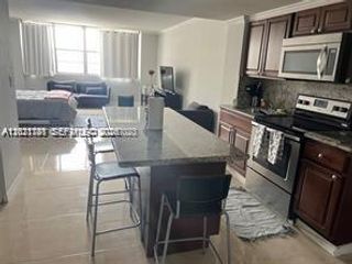 825 BRICKELL BAY DR 1243, Unincorporated Dade County, FL 33131