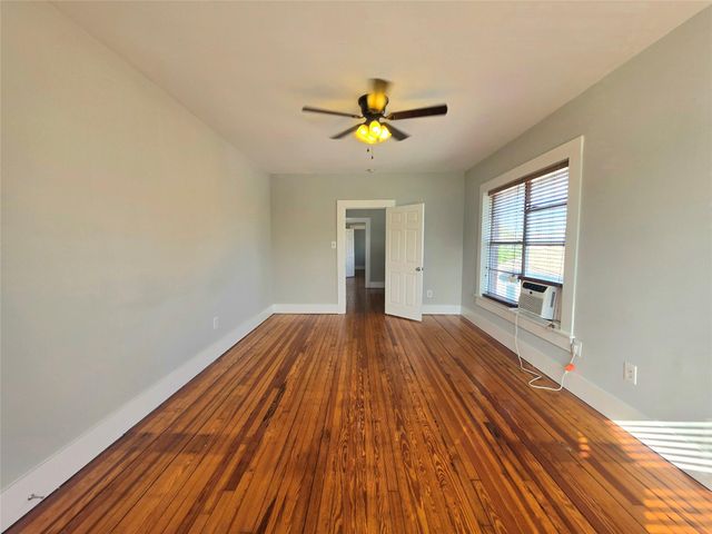 2111 Freeman Street 4, Houston, TX 77009