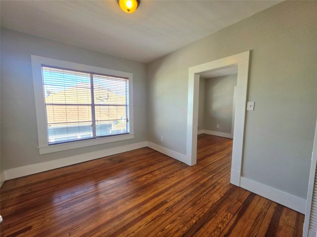 2111 Freeman Street 4, Houston, TX 77009