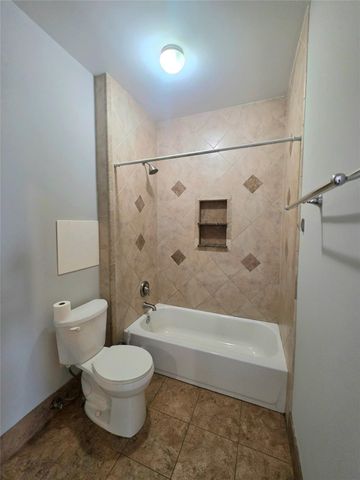 2111 Freeman Street 4, Houston, TX 77009