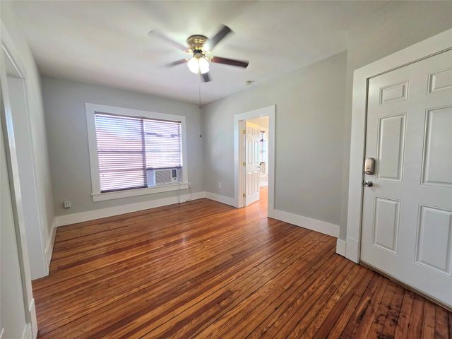 2111 Freeman Street 4, Houston, TX 77009