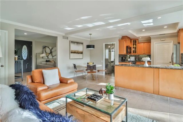 2747 Granvia Place, Thousand Oaks, CA 91360