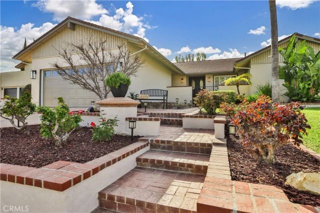 2747 Granvia Place, Thousand Oaks, CA 91360
