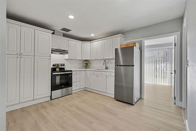 7442 COMPTON LANE, New Port Richey, FL 34655