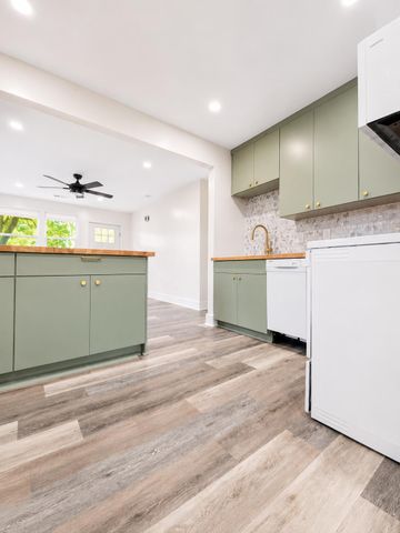 1412 Pocahontas Street, Mount Pleasant, SC 29464