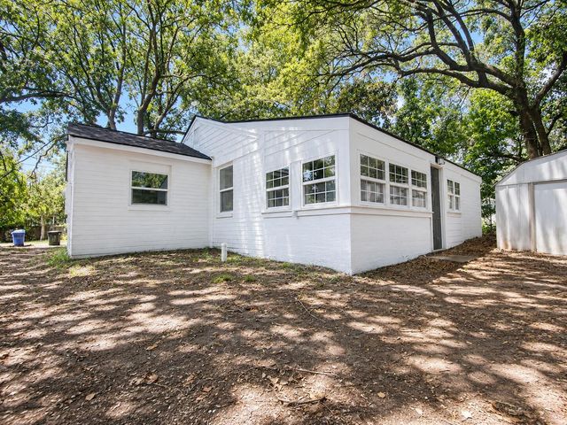 1412 Pocahontas Street, Mount Pleasant, SC 29464