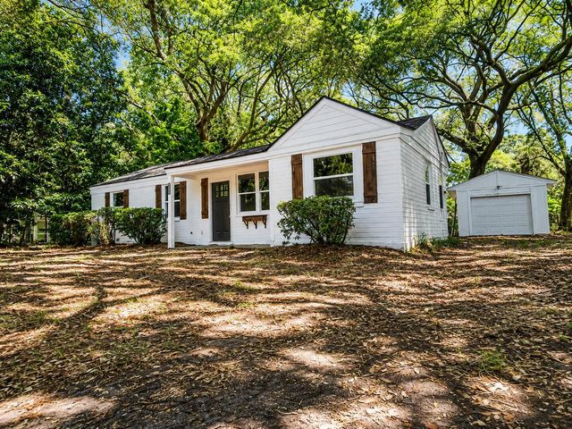 1412 Pocahontas Street, Mount Pleasant, SC 29464