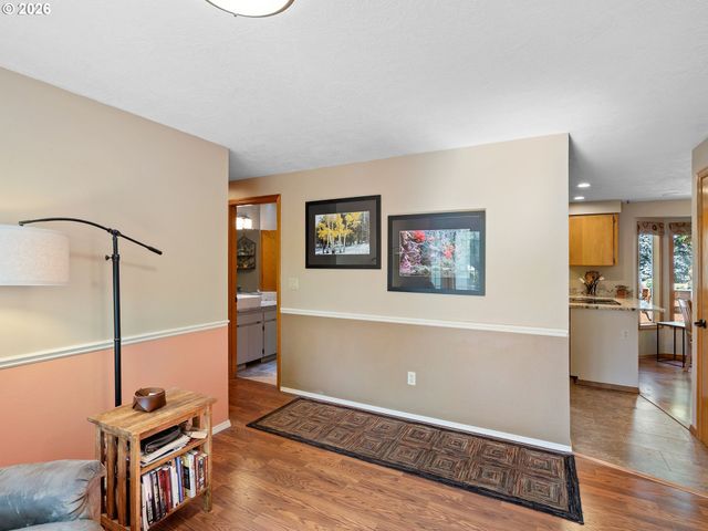6605 Sw WISTERIA Pl, Beaverton, OR 97008
