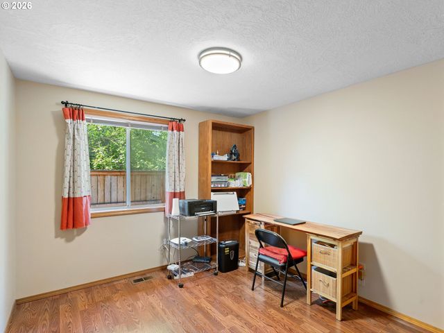 6605 Sw WISTERIA Pl, Beaverton, OR 97008