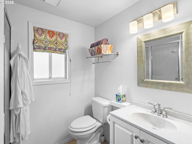 6605 Sw WISTERIA Pl, Beaverton, OR 97008