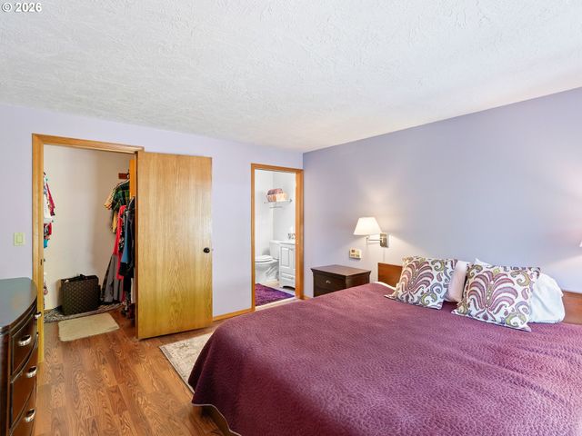 6605 Sw WISTERIA Pl, Beaverton, OR 97008