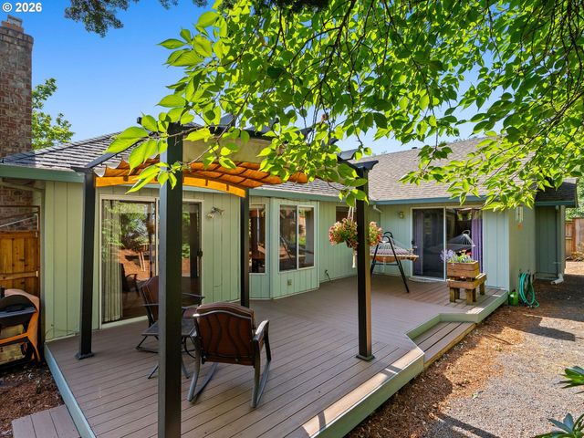 6605 Sw WISTERIA Pl, Beaverton, OR 97008